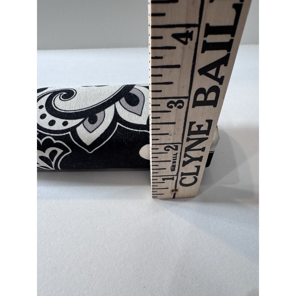 Vera Bradley Black White Paisley Glasses Case Floral Unique Magnetic Roll Case - Picture 6 of 8